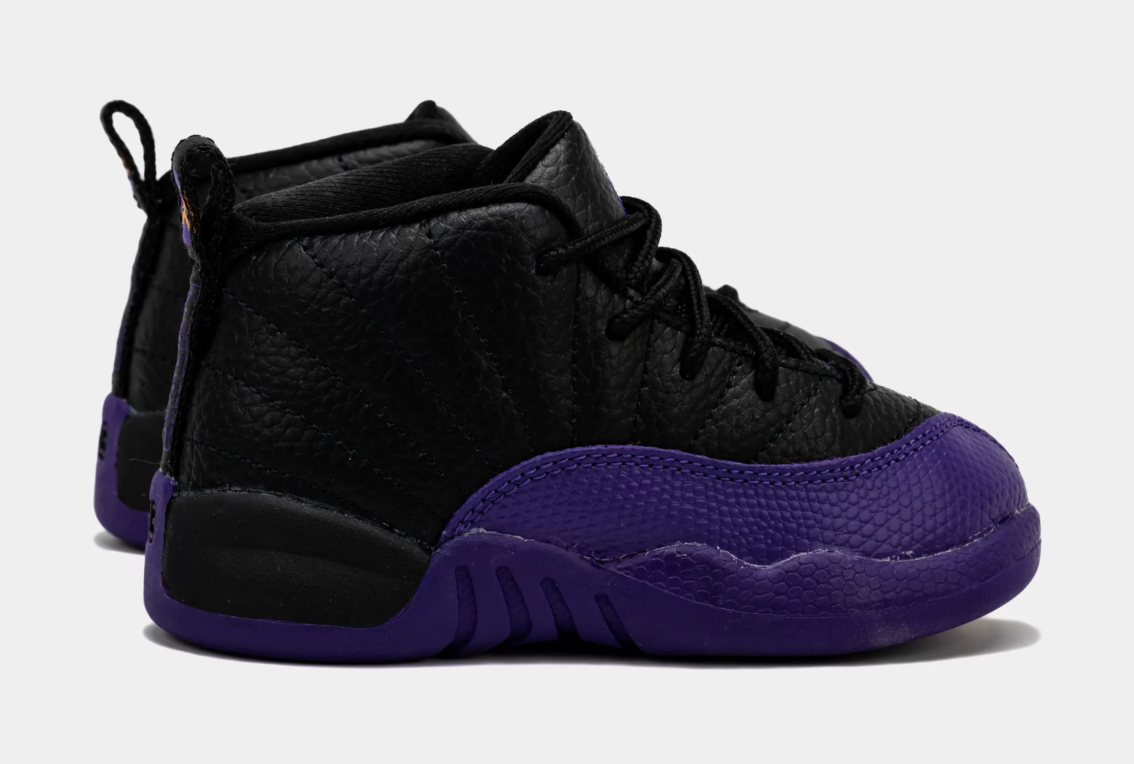 Air Jordan 12 Retro Field Purple Infant Toddler Lifestyle Shoes (Black/Purple)