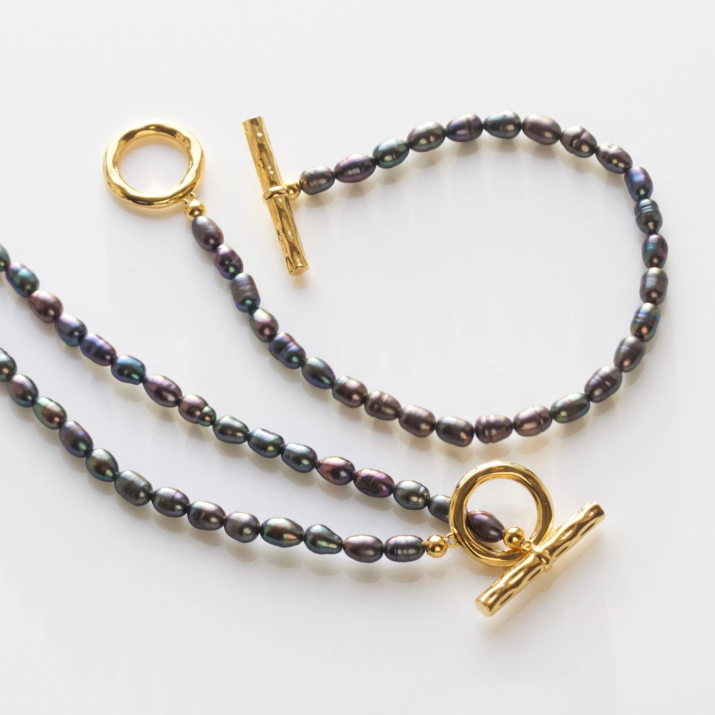 Black Pearl T-bar Bracelet