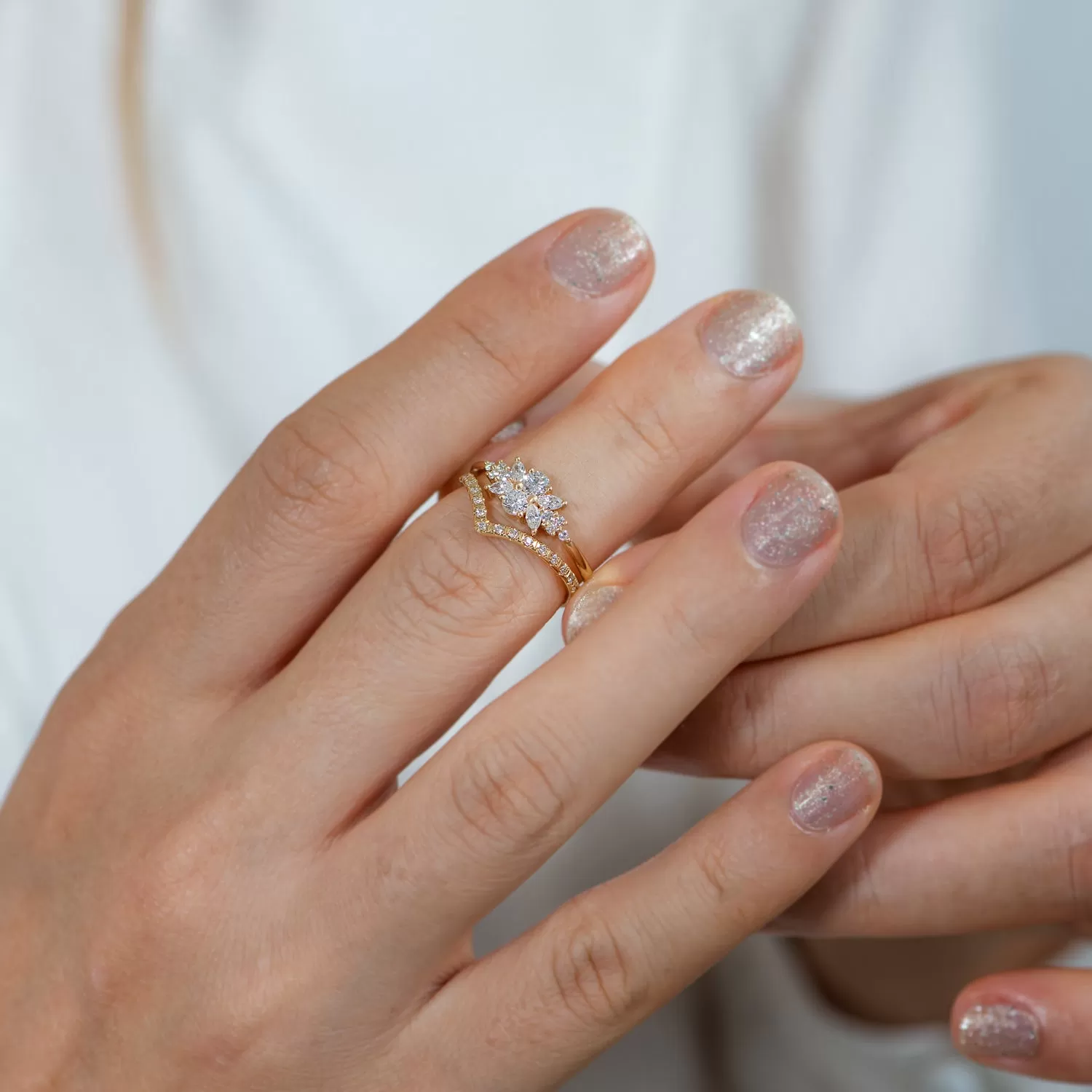 Engagement Ring with a Cluster of Diamonds - Small Flora Ring