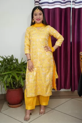 Gleaming Yellow Brocade Suit Set