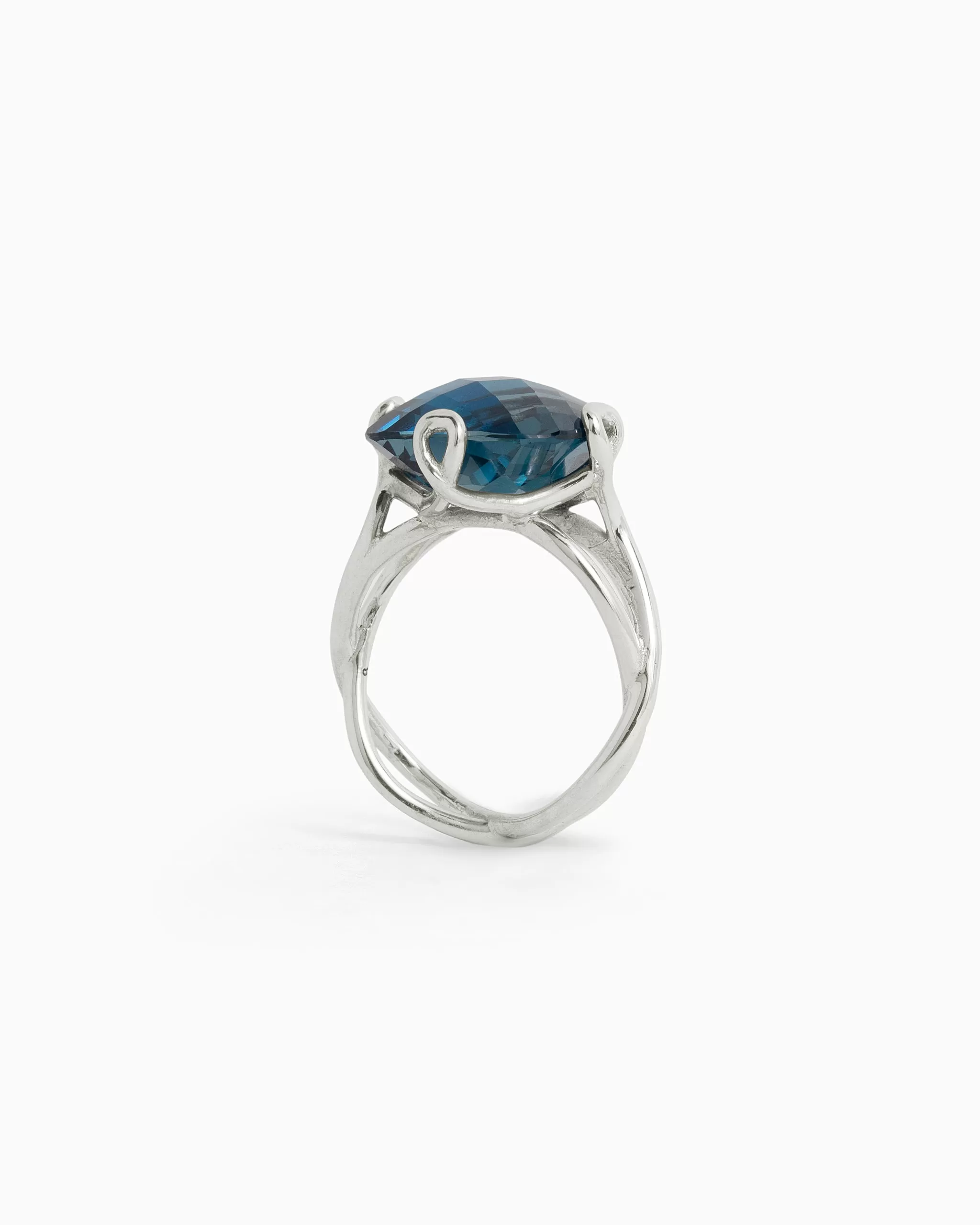 Intertwined Band Ring with Stone