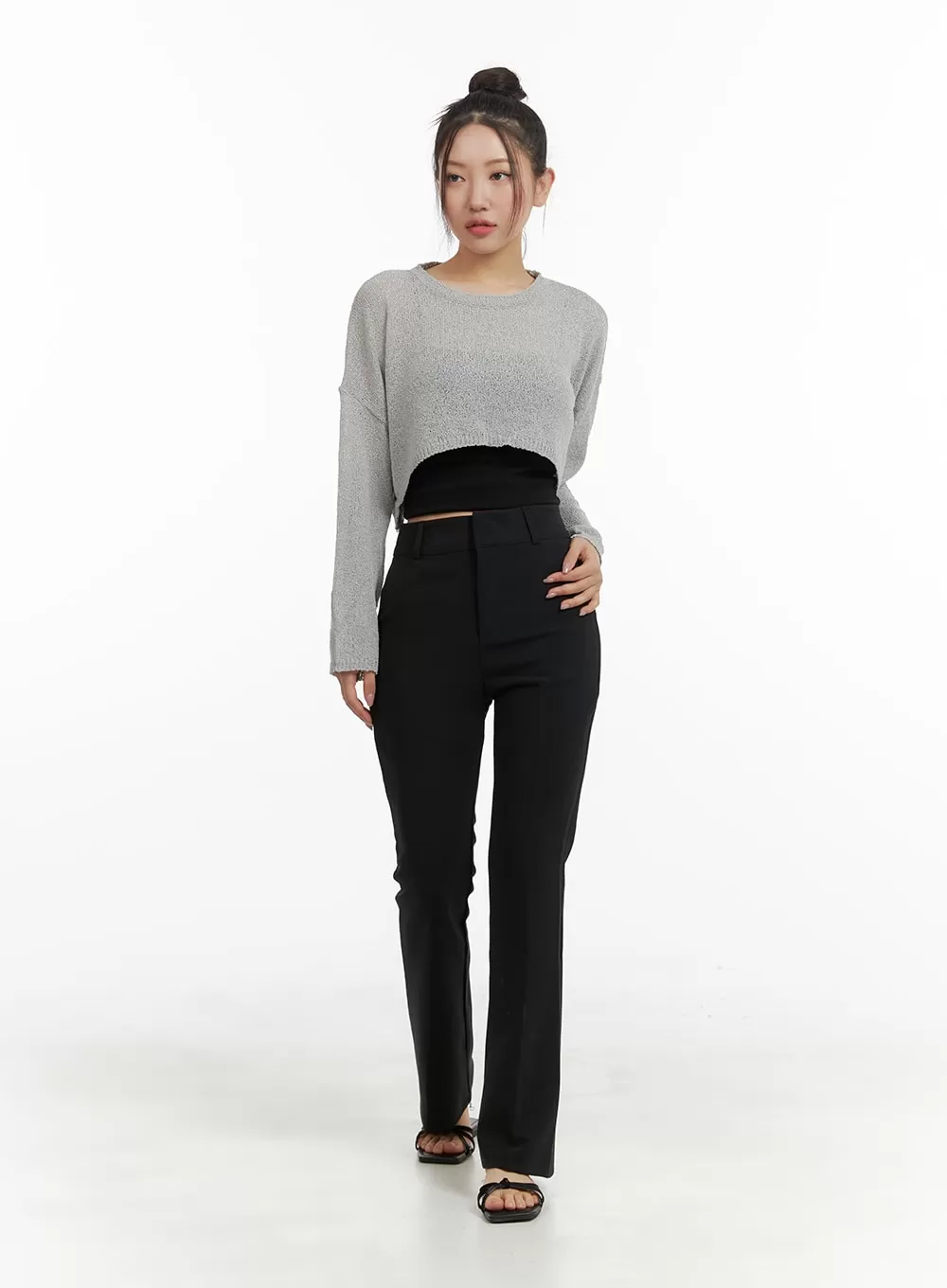 Round Neck Cropped Hollow Out Sweater OA402