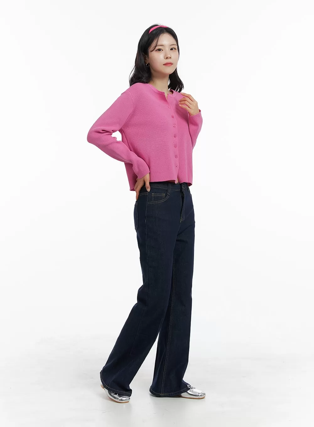 Solid Semi-Flared Jeans OM419