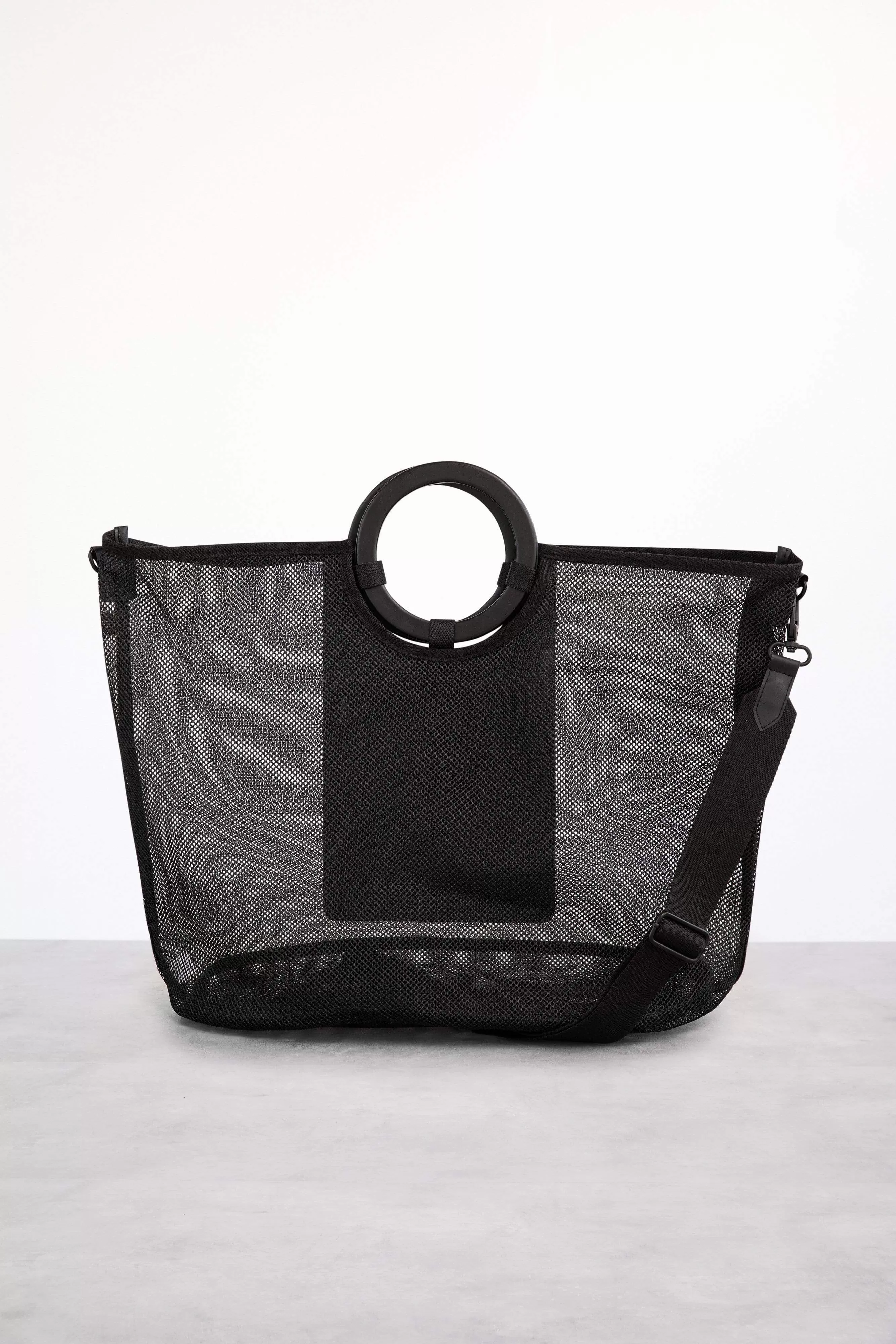 The Beach Bag in Black