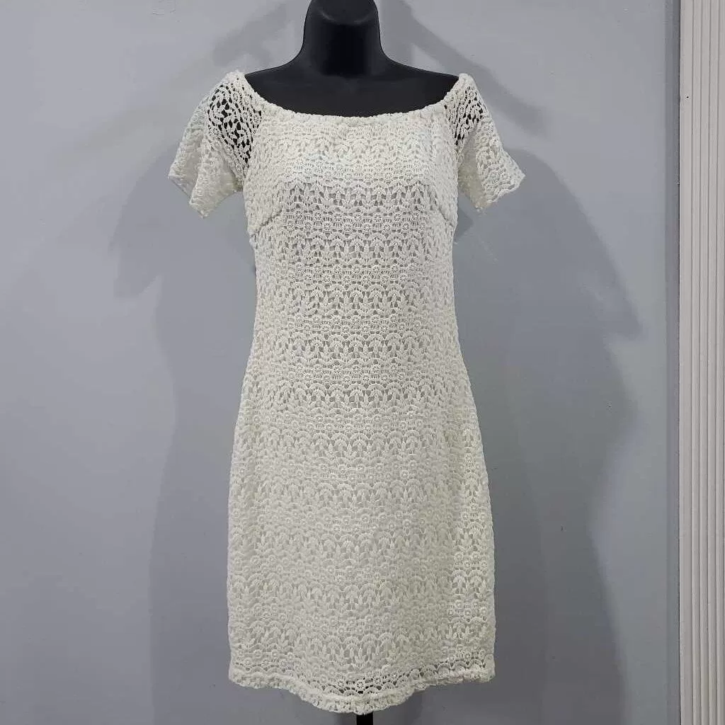 Trafaluc Dress Medium